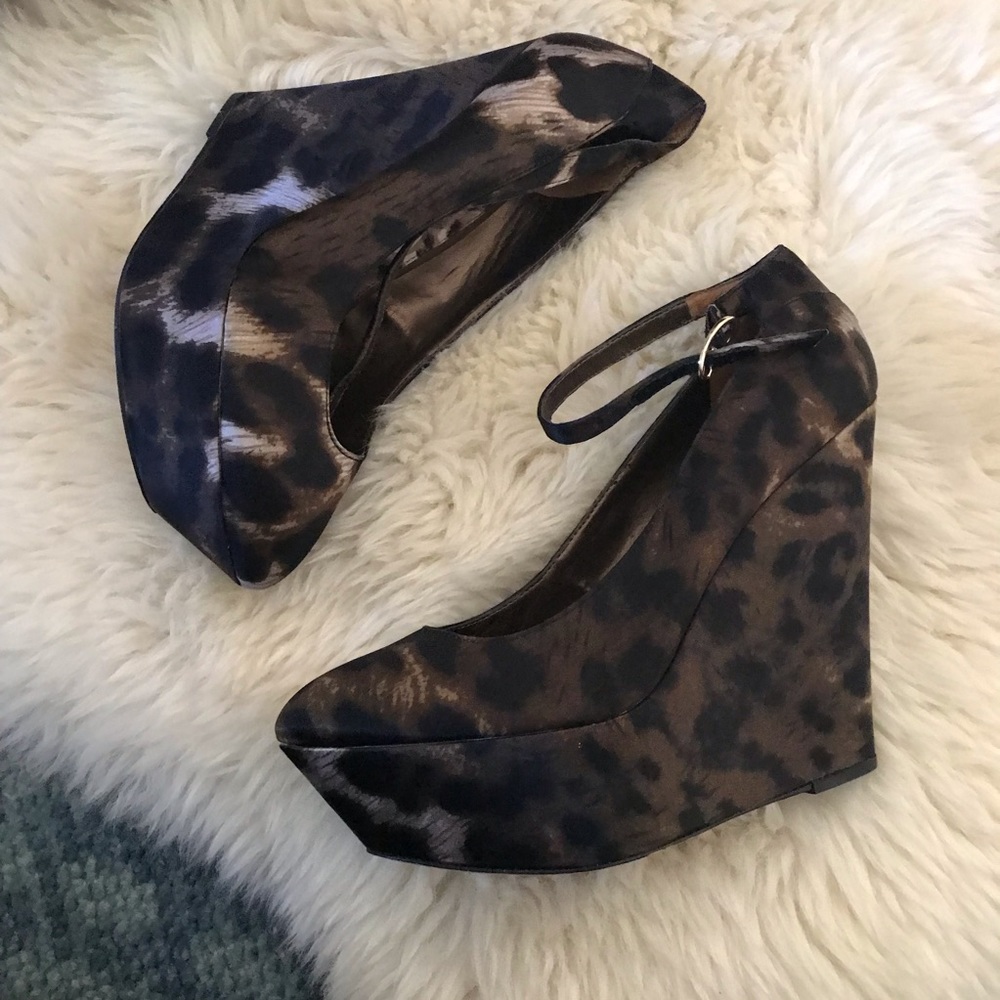 Sam Edelman animal print Quinn platform wedges - Size 8M